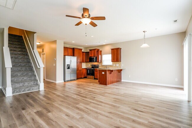 Foto del edificio - 3605 Morman Springs Ln