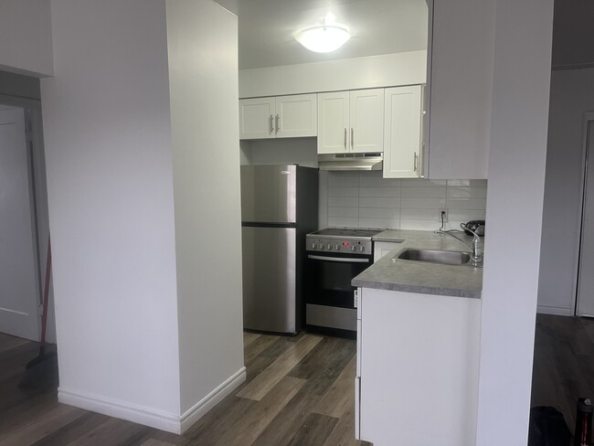 Building Photo - Beautiful 2 bedroom unit with 1 bathroom &...