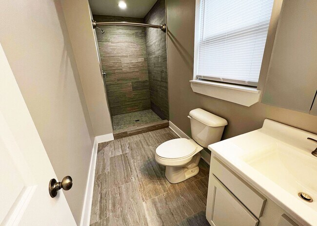 Foto del edificio - 3216 Bishop St