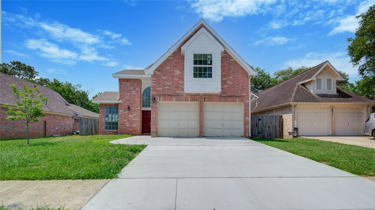 Foto principal - 4427 Waterfall Way