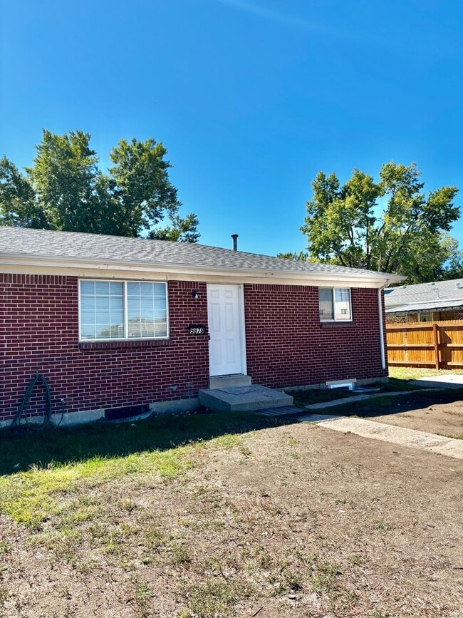 5660/5670 W. 52nd Avenue - 5660/5670 W. 52nd Avenue Apartment