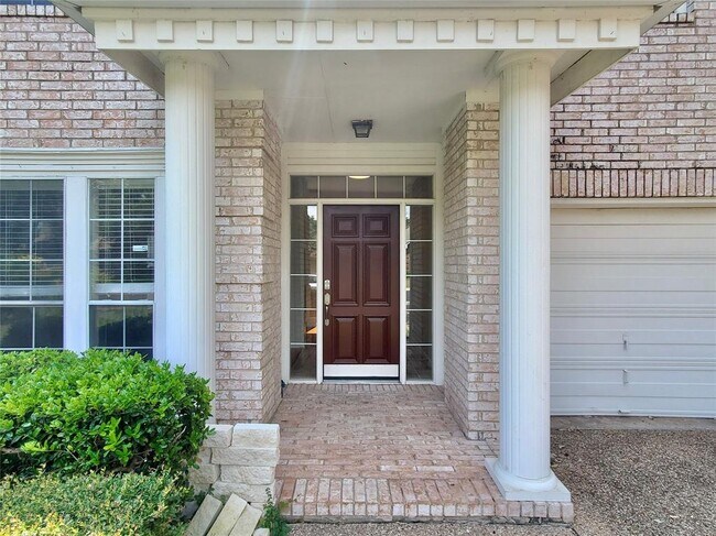 Building Photo - 11105 Crossland Dr