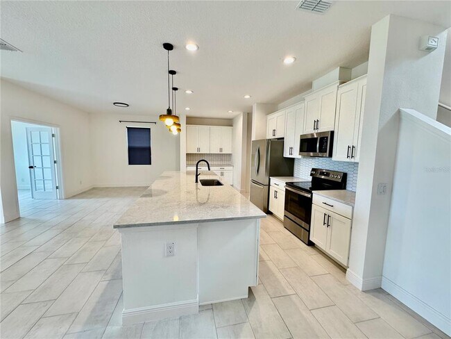 Foto del edificio - 7902 Syracuse Dr