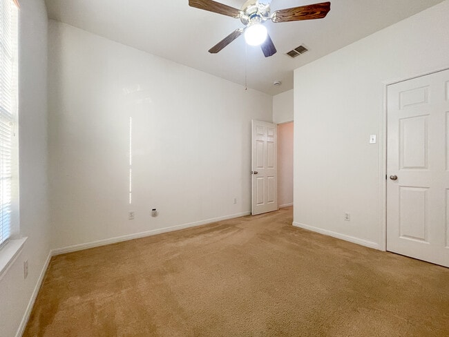 Building Photo - 3068 Palomino Trl