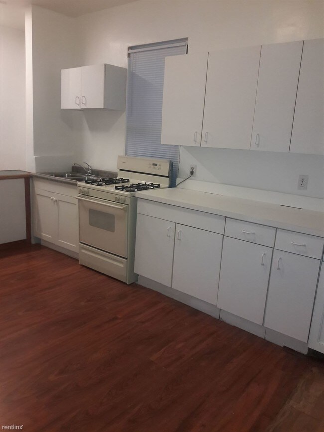 Foto del edificio - 2638 N Springfield Ave