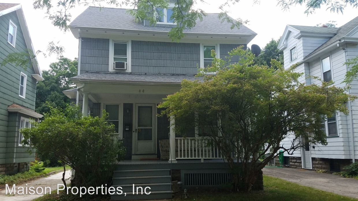 Primary Photo - 44 Field St