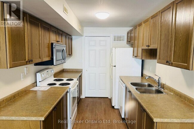 Photo du bâtiment - 175 175 Stanley St.