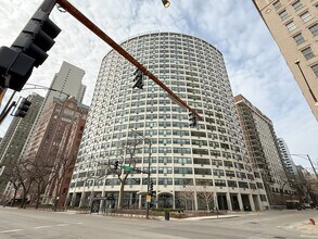Building Photo - 1150 N Lake Shore Dr