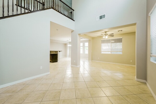 Foto del edificio - 9134 Mountain Maple Ct