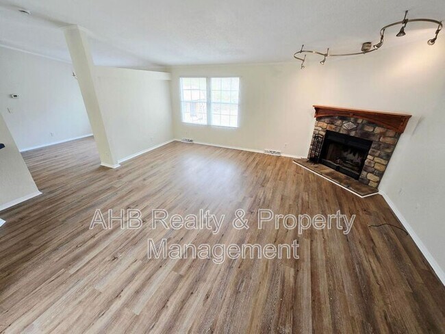 Foto del edificio - 1141 Palmer Farm Rd