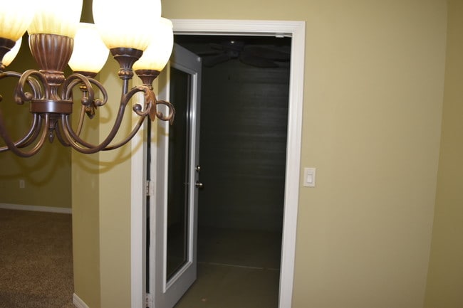 Patio - 1810 E Palm Ave