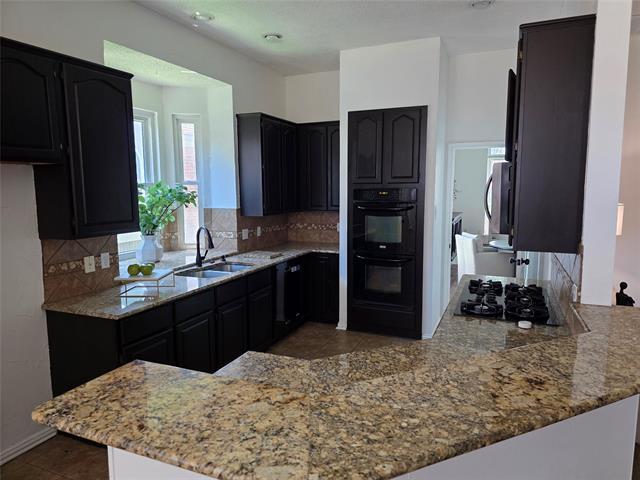 Foto del edificio - 1728 Forest Glen Dr
