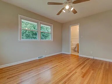Foto del edificio - 2028 S Cedarbrook Ave