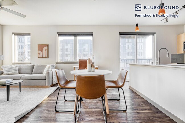 Foto del edificio - 2428 NW Market St