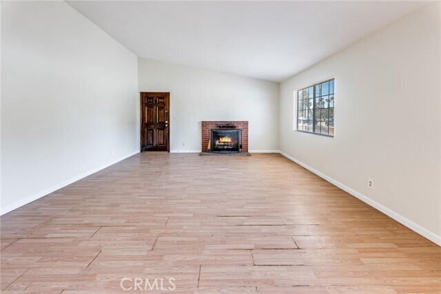 Building Photo - 5546 McLennan Ave