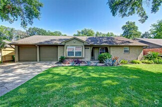 Building Photo - 9638 Meadowglen Ln