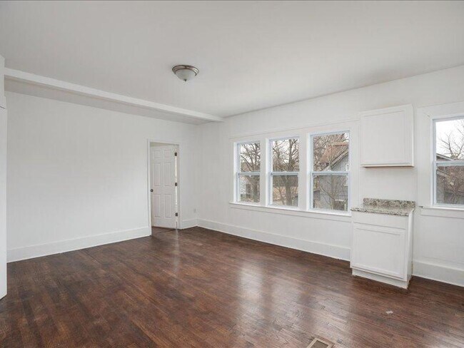 Foto del edificio - 8955 Otsego St