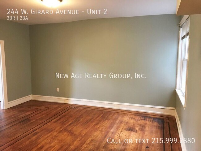 Foto del edificio - 244 W Girard Ave