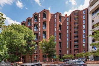 Building Photo - 1099 22nd St NW