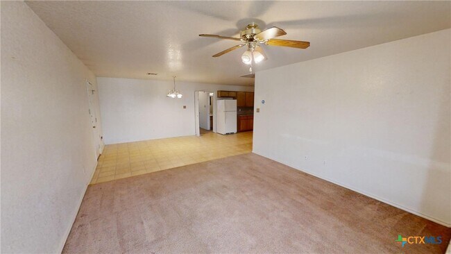 Building Photo - 2706 Alma Dr