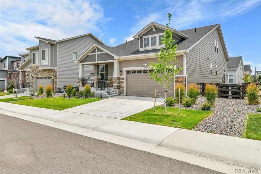 Foto principal - 6302 E 142nd Pl