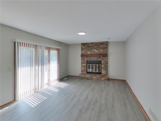 Building Photo - 13419 Marigold St NW