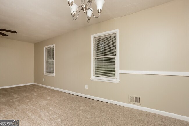 Foto del edificio - 3578 Heritage Valley Rd SW