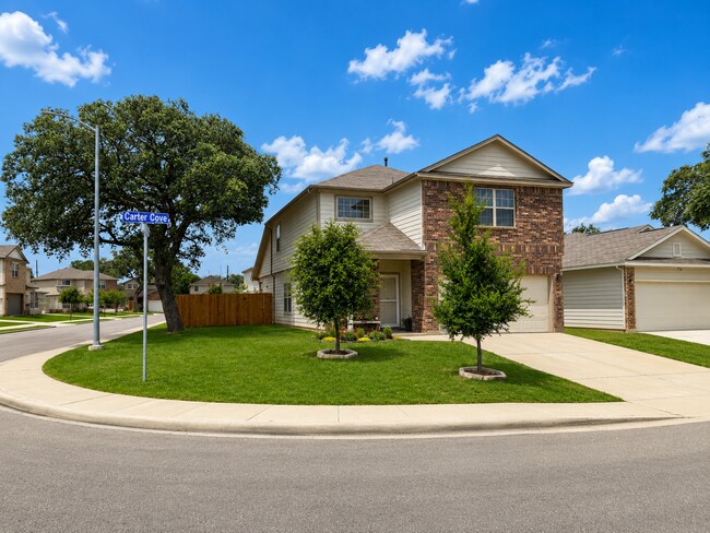 Foto del edificio - St. Hedwig Home with Game Room & Community Amenities - Realtor Commission: $500