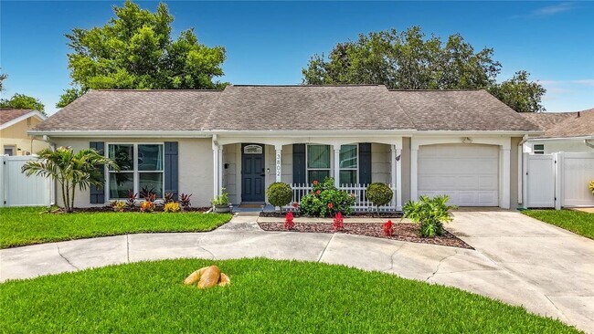 Foto del edificio - 3802 Grayton Dr
