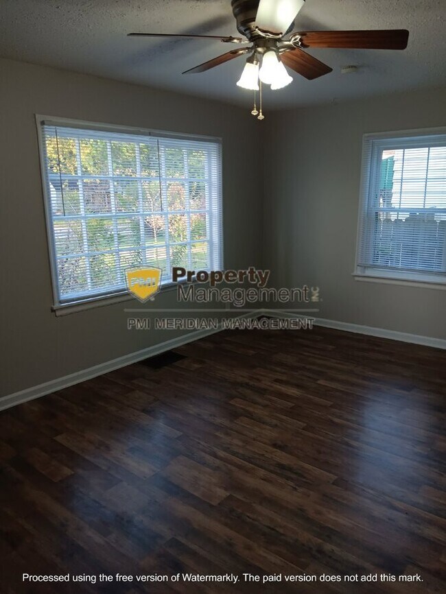 Foto del edificio - 4718 Stratford Ave