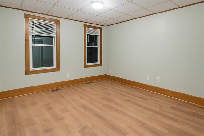 Building Photo - 47 Boutwell St