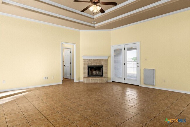 Foto del edificio - 5705 Bald Ridge Ct