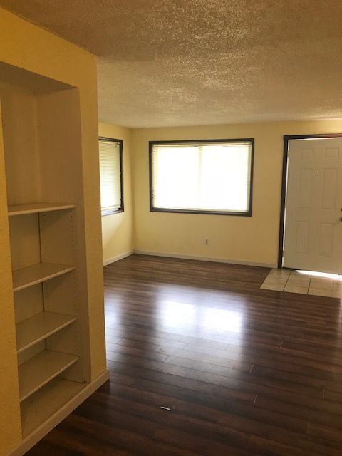 Building Photo - Available Now: 2 Bedroom ~ 1 Bath Duplex i...