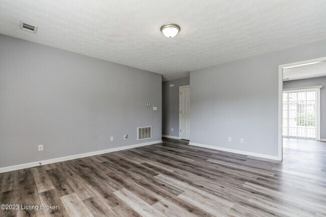 Foto del edificio - 9500 Brady John Ct