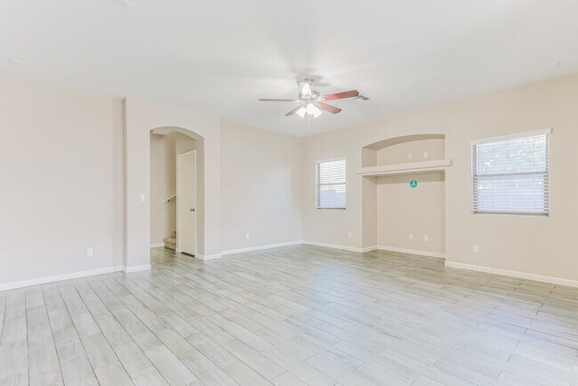 Foto del edificio - 326 N 103rd Pl