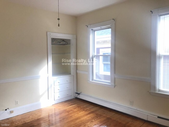 Foto del edificio - 5 br, 2 bath Apartment - 38 Cherokee St # 3