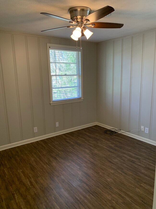 Segundo dormitorio - 1006 N 9th St