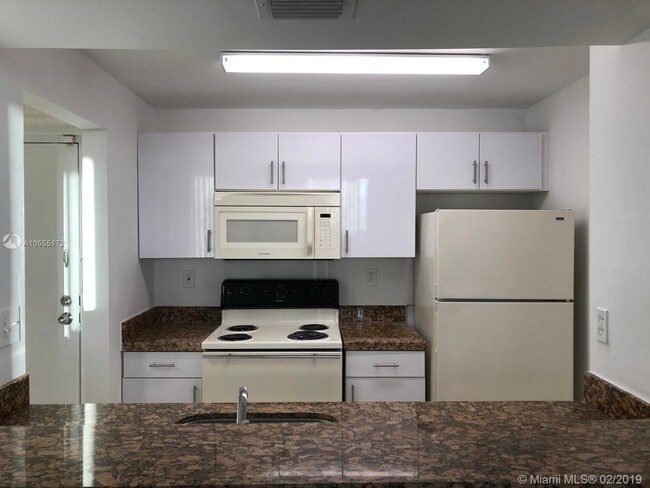 Building Photo - 7075 NW 186th St