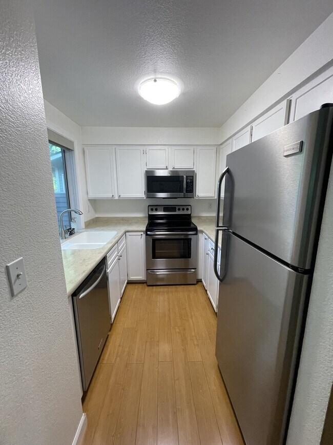 Foto del edificio - Hamilton Square Townhouse 2BR 1.5BA