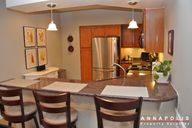 Foto del edificio - 2702 Summerview Way