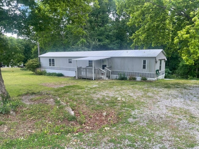 Building Photo - 5576 Hargrove Rd
