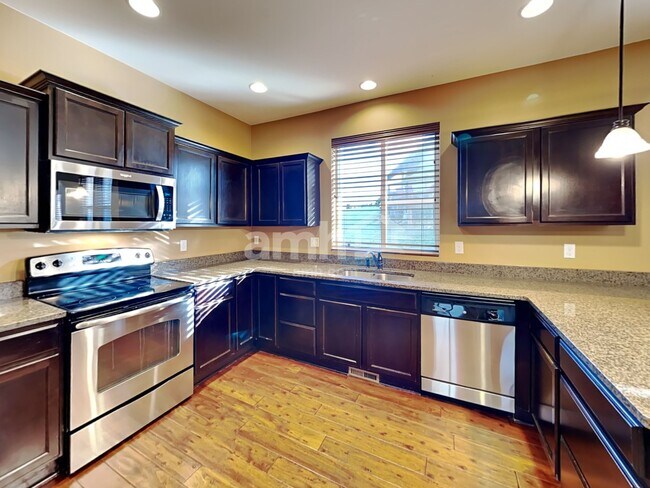 Foto del edificio - 9421 203rd Street Ct E