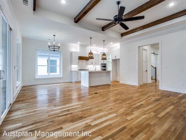 Building Photo - 4 br, 5 bath House - 5121 Roberts Rd.