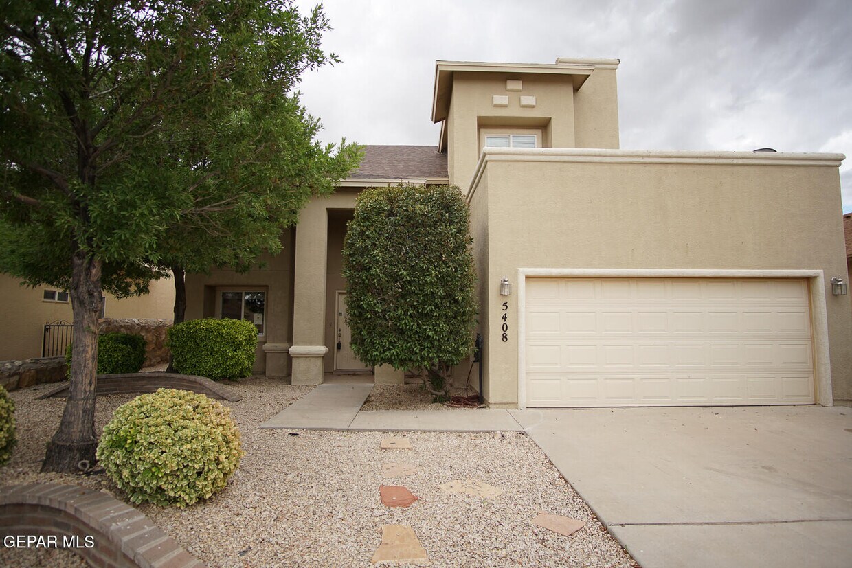 Primary Photo - 5408 Pedro Lucero Dr