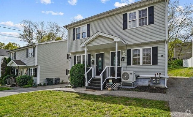 Building Photo - 46 Ridgeway Ave