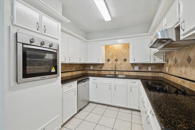 Foto del edificio - 1606 Beaver Springs Cir