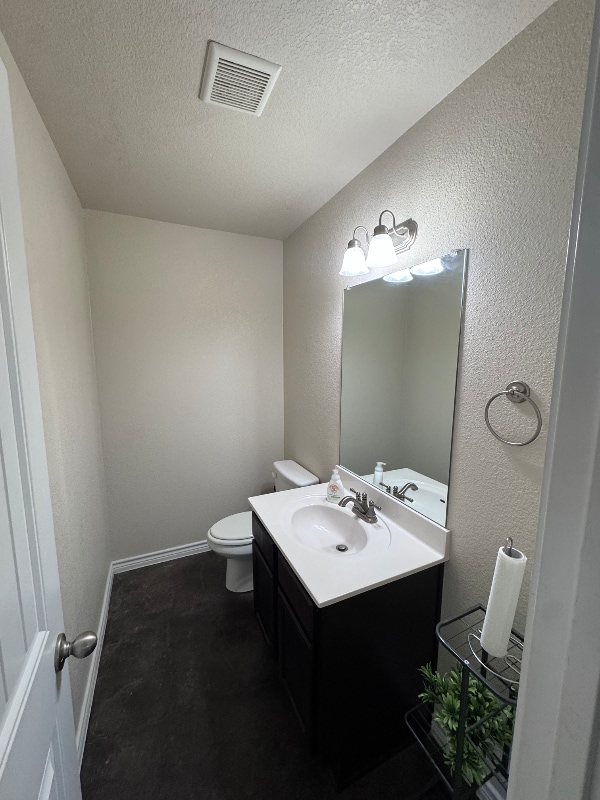 Building Photo - 1718 risen