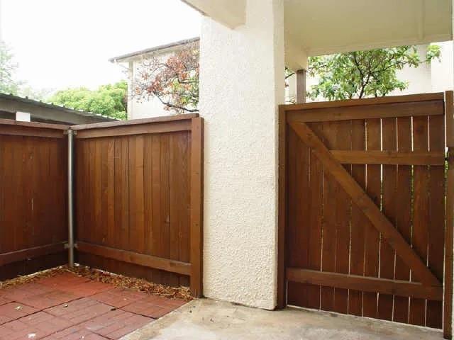 Foto del edificio - 12816 Midway Rd