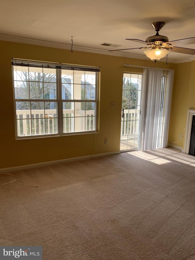 Building Photo - 11005 Kinship Ct