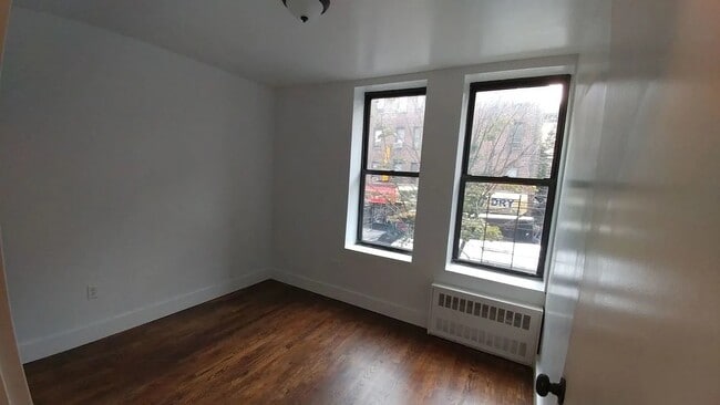 Foto del edificio - 645 Lefferts Ave